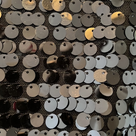 Black sequins tank top by Ashely Stewart. - Picture 4 of 8